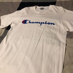 Champion short sleeve tee
